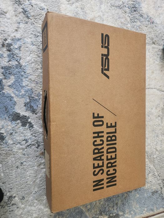 Noutbuk ASUS Intel celeron