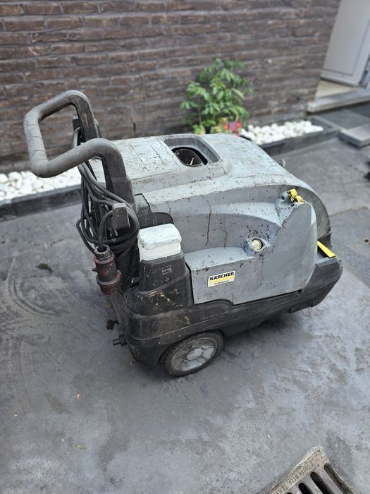 Aparat de spălat cu presiune Kharcher HDS8/18