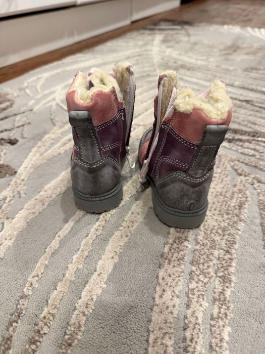 Зимни бебешки обувки 19 размер