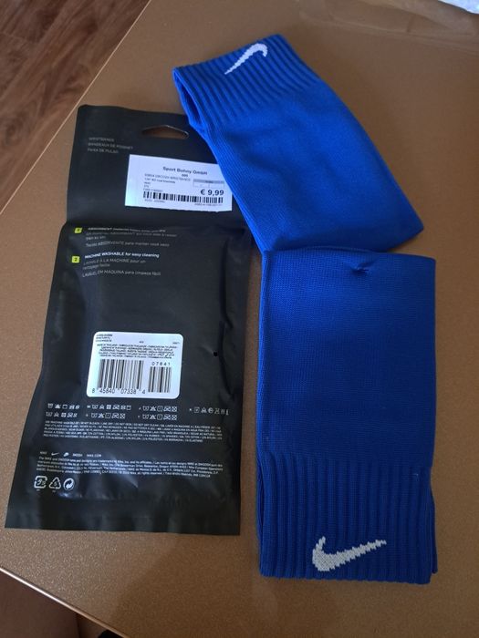 Для футбола, гетры и браслет для запястья