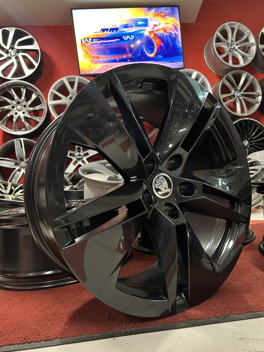 19ц Skoda Enyag Kodiag Superb Octavia VW ID4 ID5/Seat Terraco Audi Q4