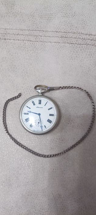 Советские карманные часы