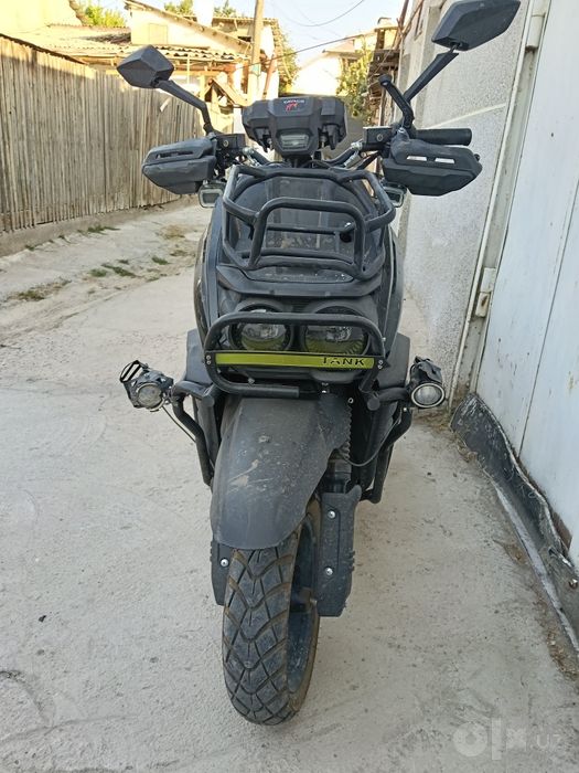 skuter TANK  benzin skutr