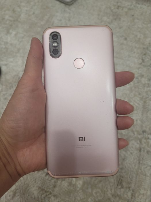 Продам телефон Xiaomi X5 и СС9е