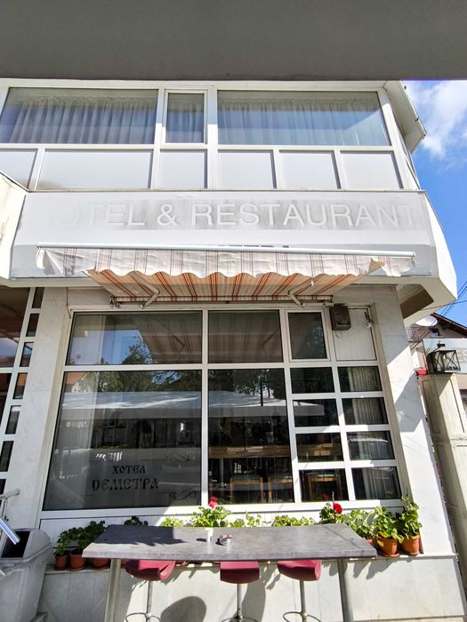 Дава се под наем Заведение в София, Илиянци - 150 кв.м за 816 € - Снимка #1