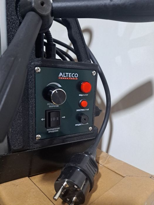 Сверлильный станок магнитный ARTECO MD1116E