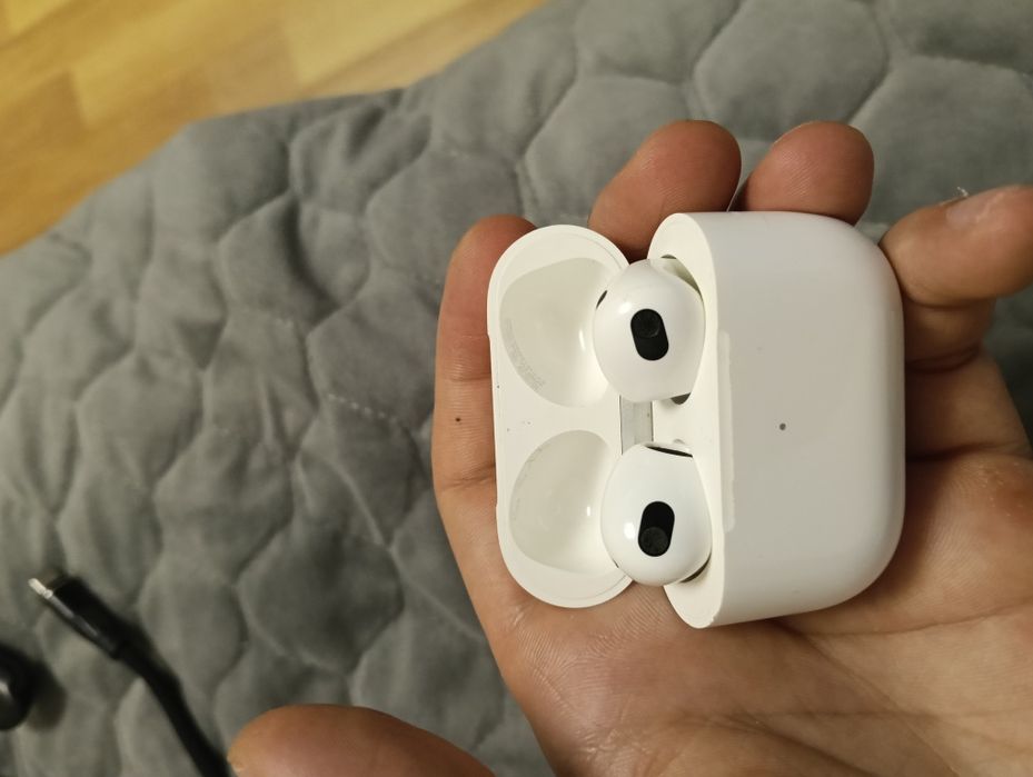 Airpods 3 Rd generation