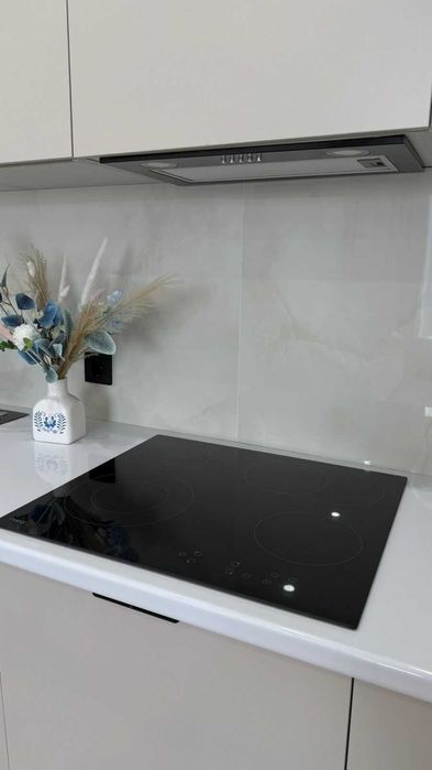 2 ком.кв. 38 кв.м  Айтматова, 79