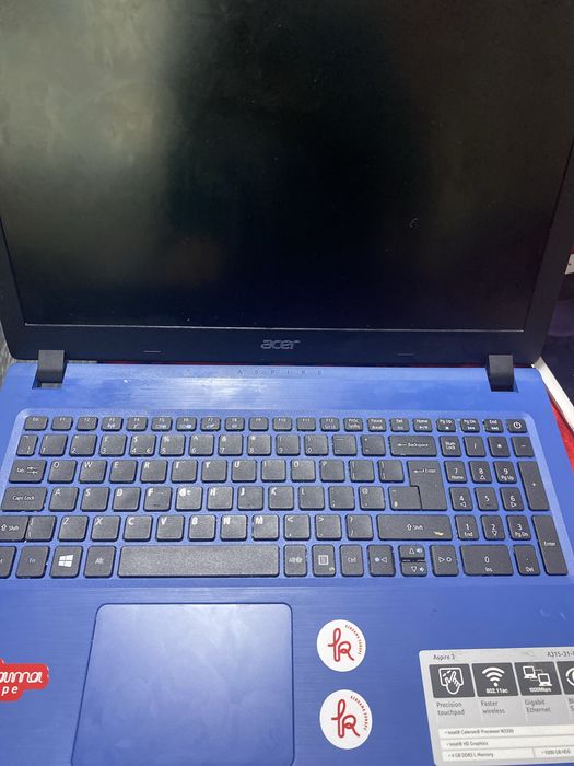 Laptop aspire 3 NU SE APRINDE + incarcator