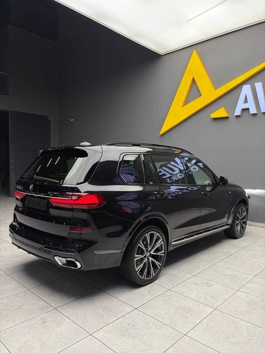 Срочная продажа BMW X7 xdrive40i
