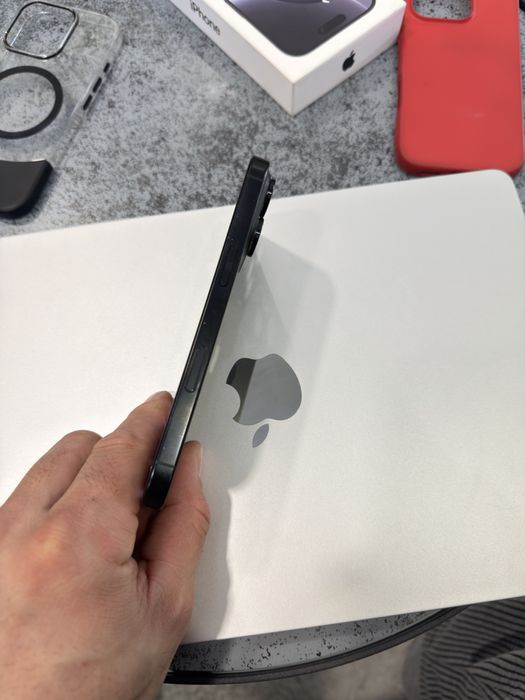 Iphone 16 pro 256GB Black Titanium