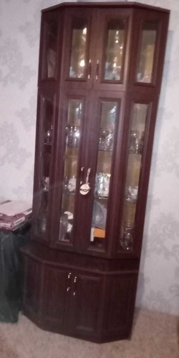 Продам стенку в гостиную