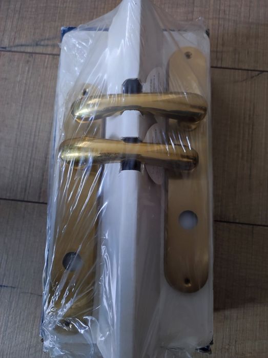 Комплект интериорни дръжки за вратаWC