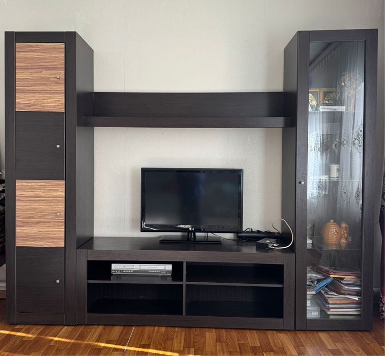 Подставка для телевизора