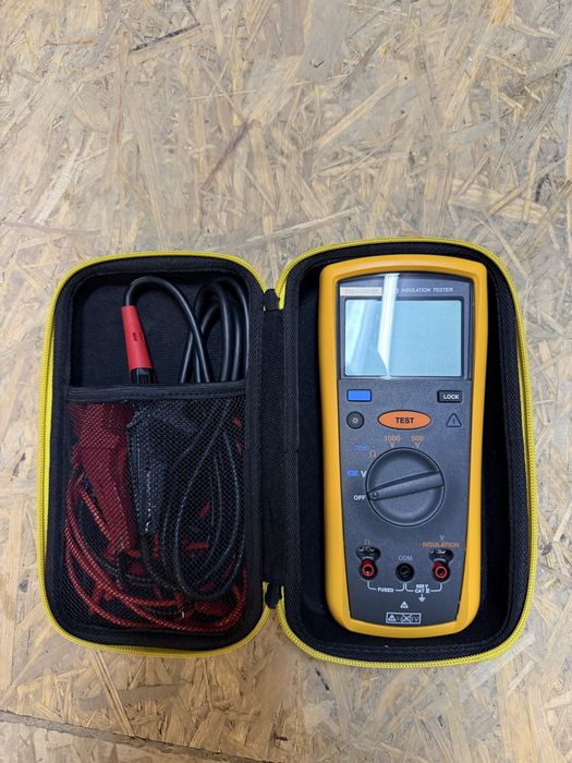 Tester de izolație / Megohmmetru Fluke 1503