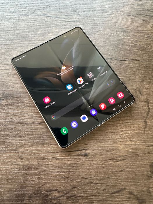 Samsung Galaxy Z Fold4  512gb/Ram 12gb