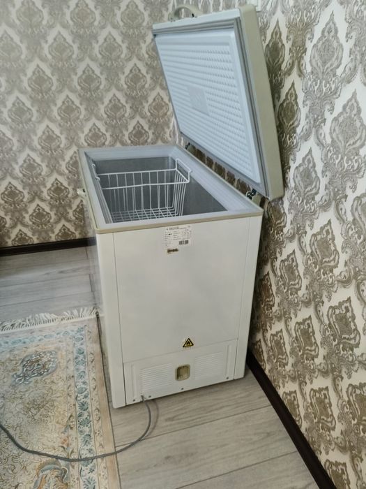 Морозильник на продажу