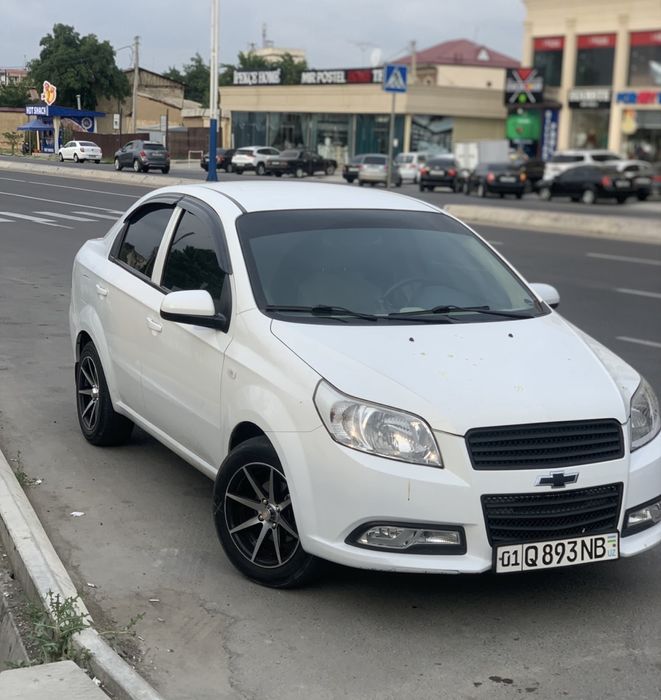 Продам свою нексия 3 автомат