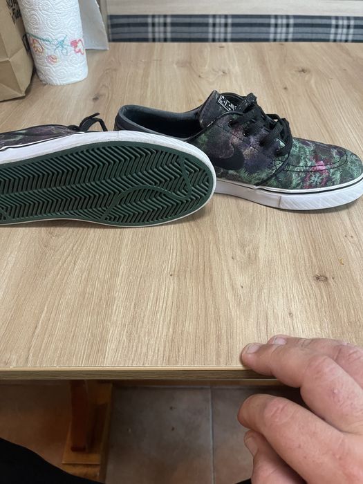 Vand tenisi nike