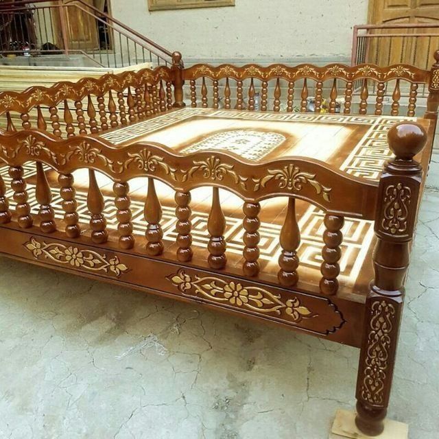 Сури тапчан карават