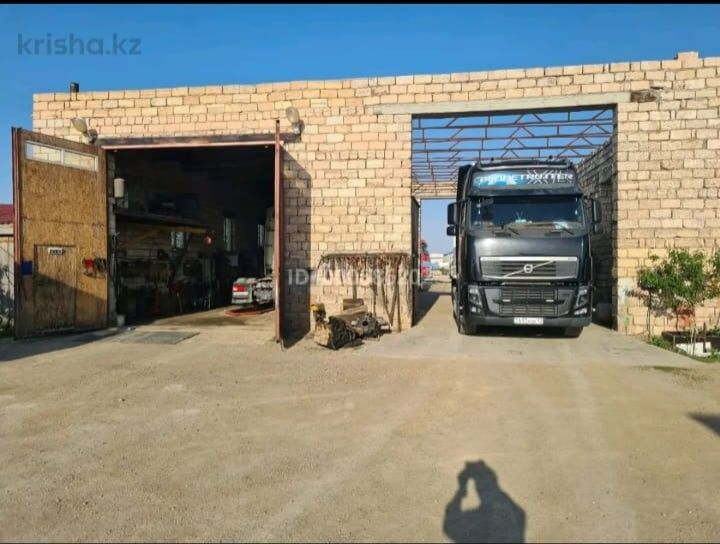 Сдаётся в аренду ремонтная база