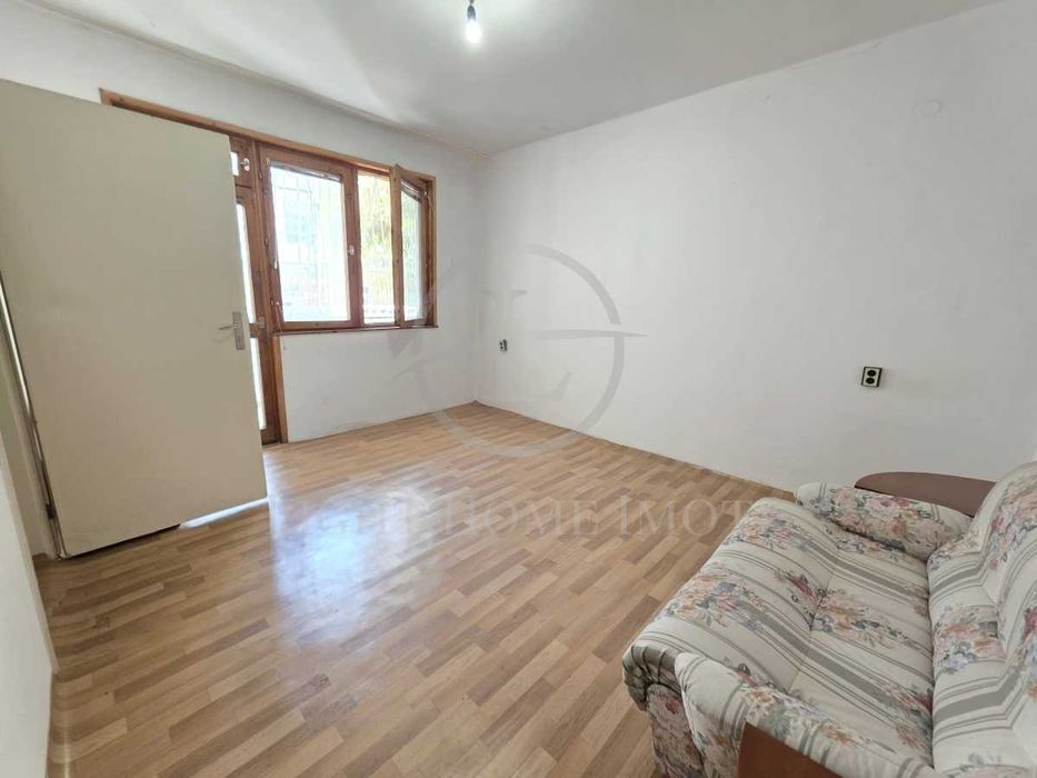 Продава се Тристаен апартамент в Пловдив, Център - 105 кв.м за 2286 €/кв.м - Снимка #9