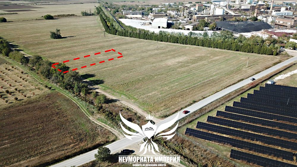 Продавам земя 3000кв. гр.Куклен преди КЦМ на осма линия