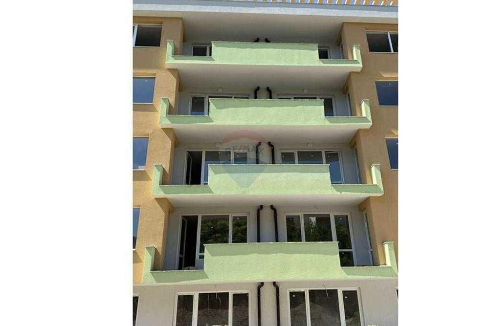 Продава се Двустаен апартамент в Пловдив, Южен - 80 кв.м за 1090 €/кв.м - Снимка #3