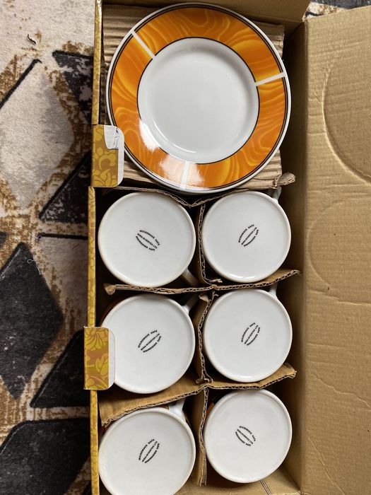 Сервизи от чаши