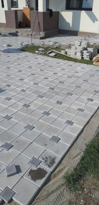 Pavaje Pavele Dale beton - Model placi 45x45 cu 20x20