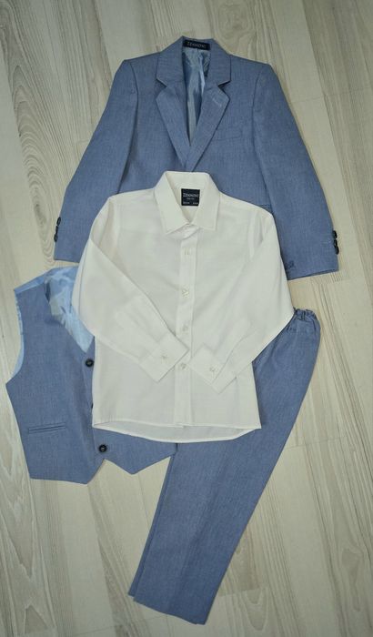Costum elegant pentru băiat