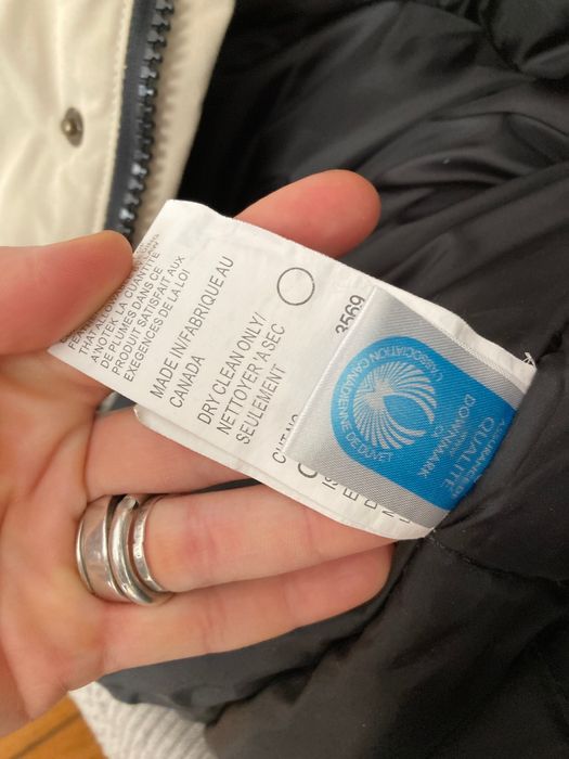 Canada Goose jacket мн добро състояние