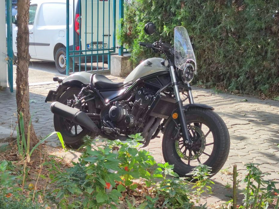 Motocicleta Honda CMX500 Rebel