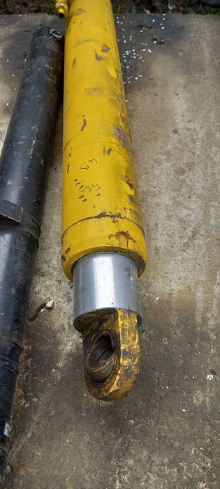 cilindru 105 cm diametru tija 100 mm de pe nacelă 6 tone