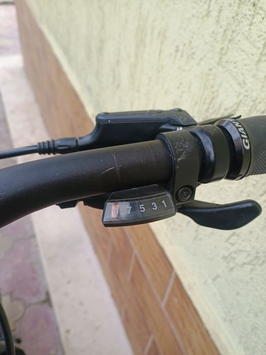 Giant 27,5 цола    .