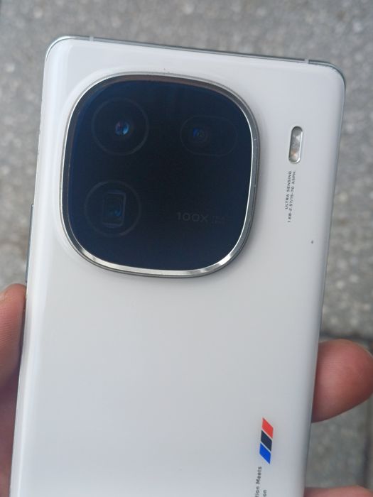 Iqoo 12 pro 16/256g