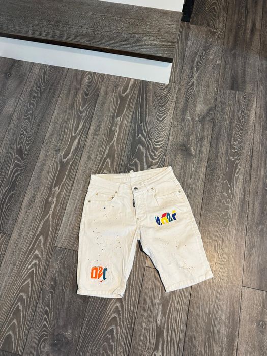 Blugi scurti Dsquared marimea S