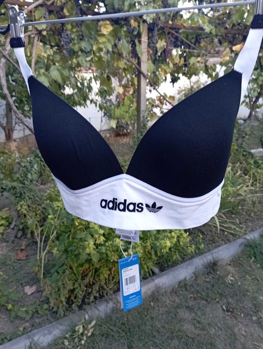 Адидас Спортни сутиени, комплекти, суетширти