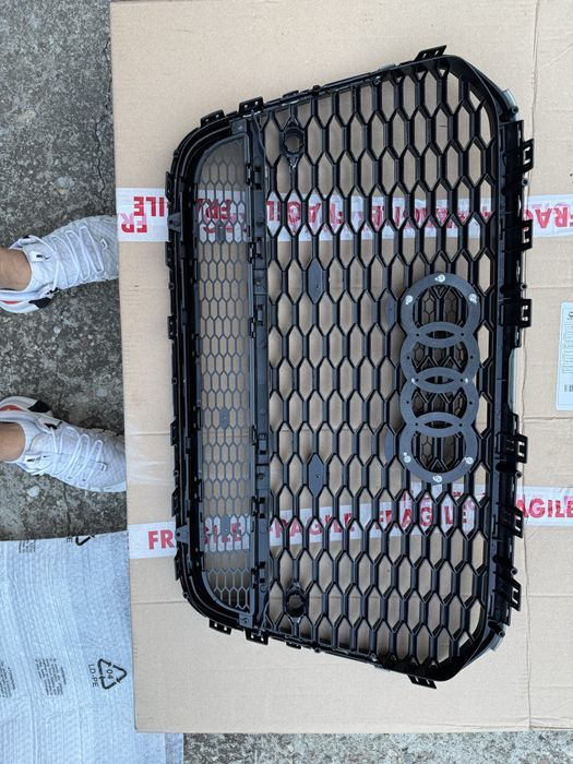 Grila Fagure RS Audi A6 C7