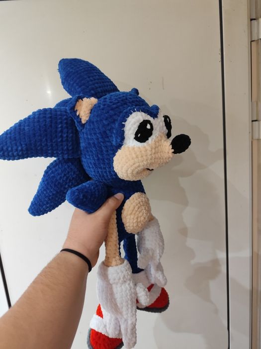 Плетен Соник на една кука