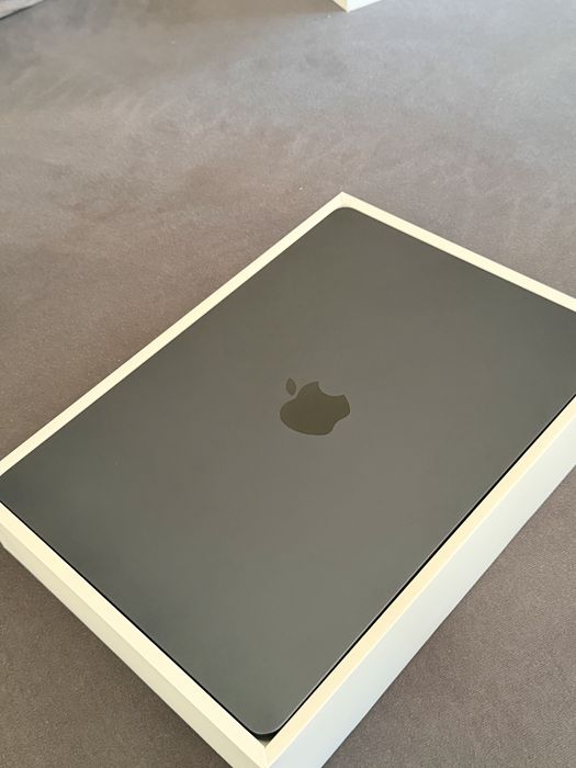 MacBook Air 13' M3 512GB