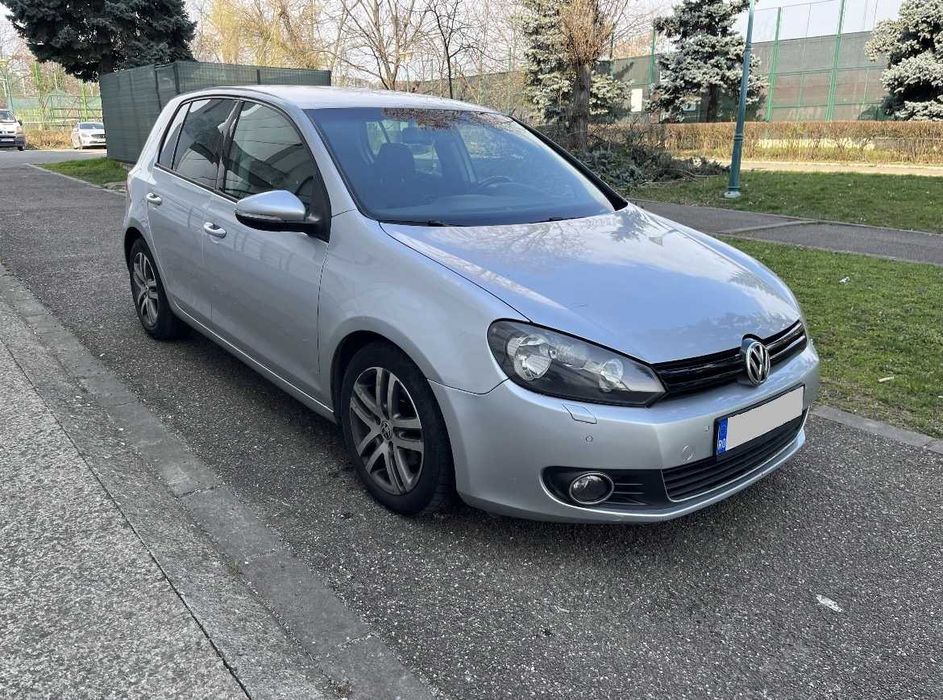 VOLKSWAGEN Golf 2010