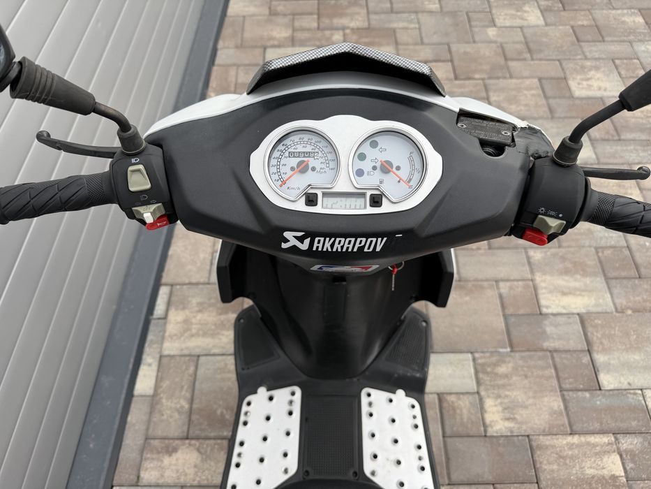 Scuter KSR Moto  • 125 Cc 4T •