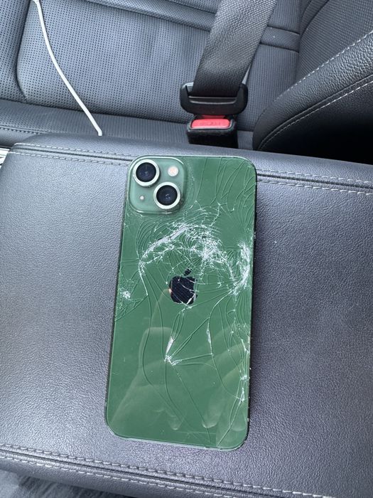 Продам iphone 13