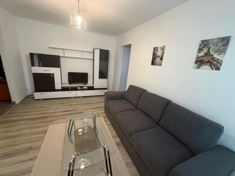 Apartament de inchiriat