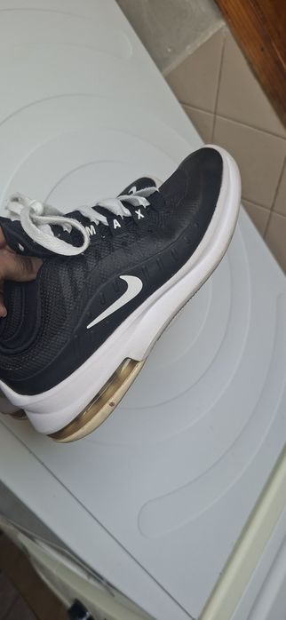 Маеатонки Сникърси Nike Air Max Axis 35,5