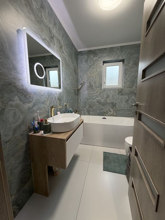 Bocalin Home vinde casa la cheie (Gard Inclus)