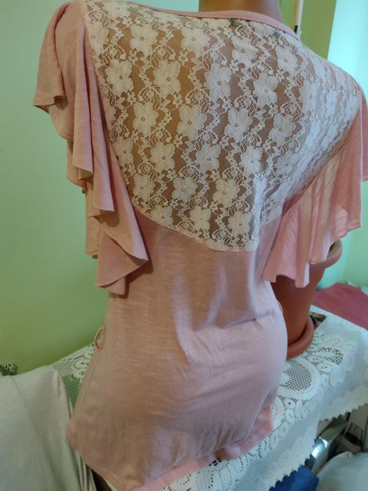 Bluze stil veste,  tricouri ,diverse modele și culori,