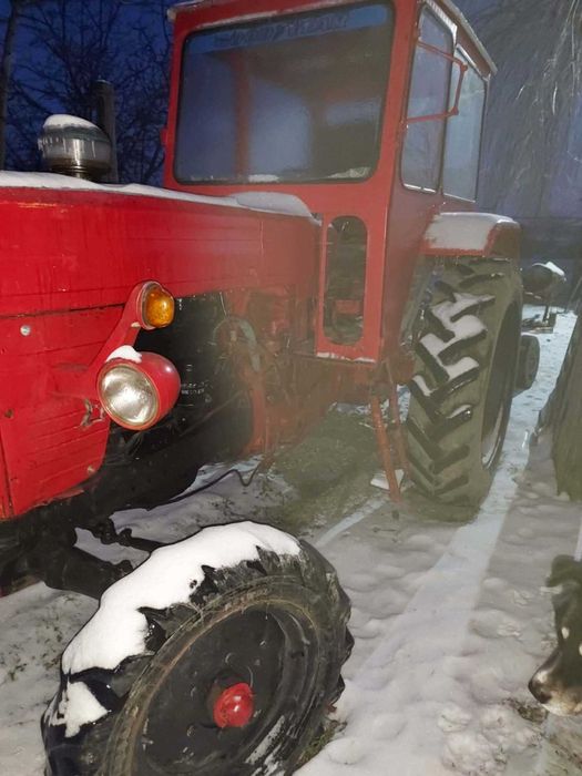 Tractor de vânzare