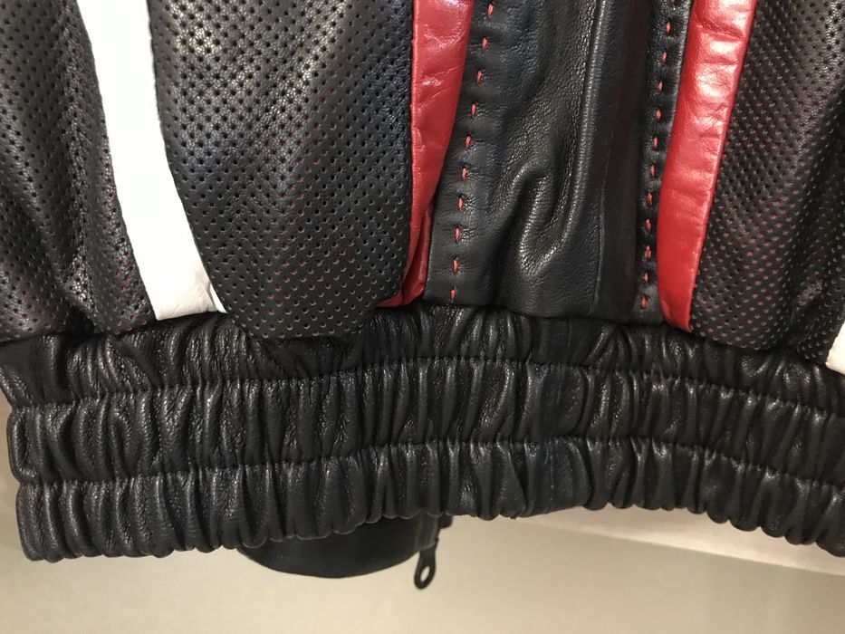 Продам кожанную куртку